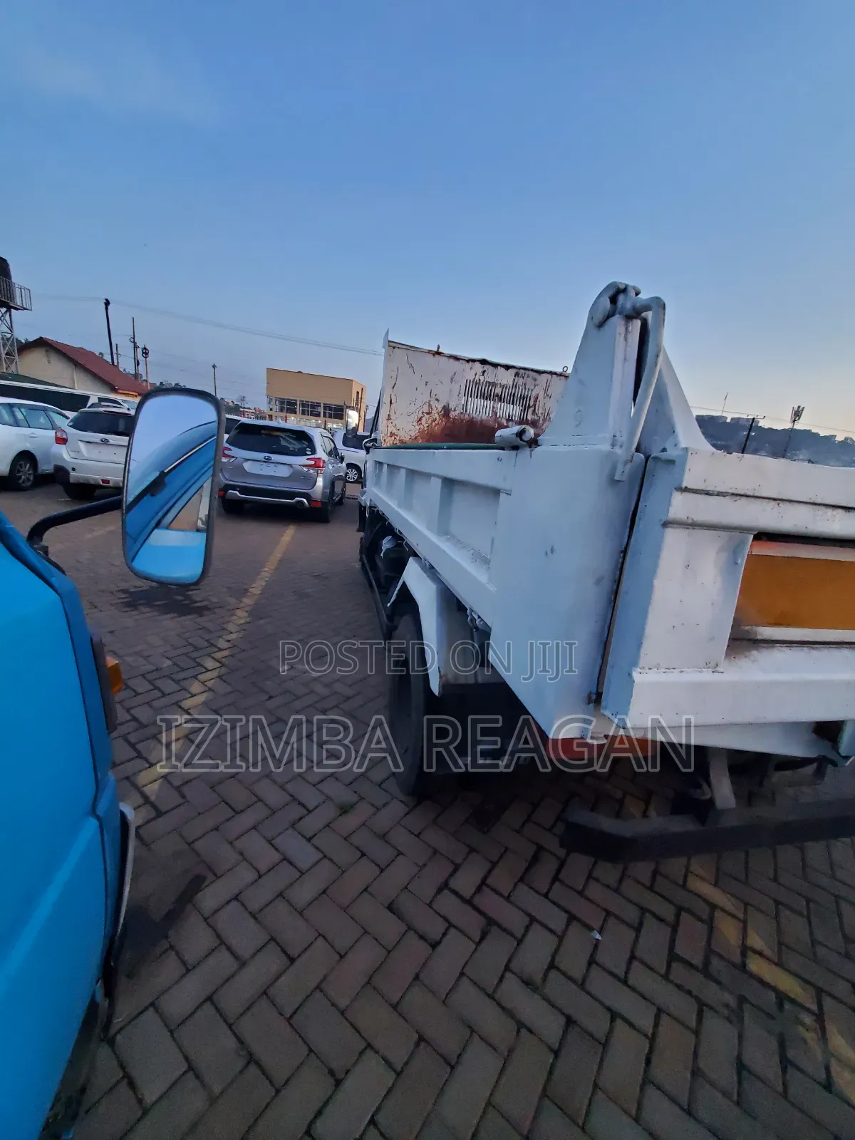 Mitsubishi DUMP truck 2014 White