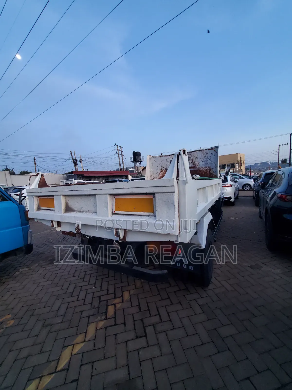 Mitsubishi DUMP truck 2014 White