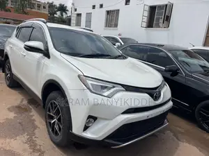 Toyota RAV4 2016 White