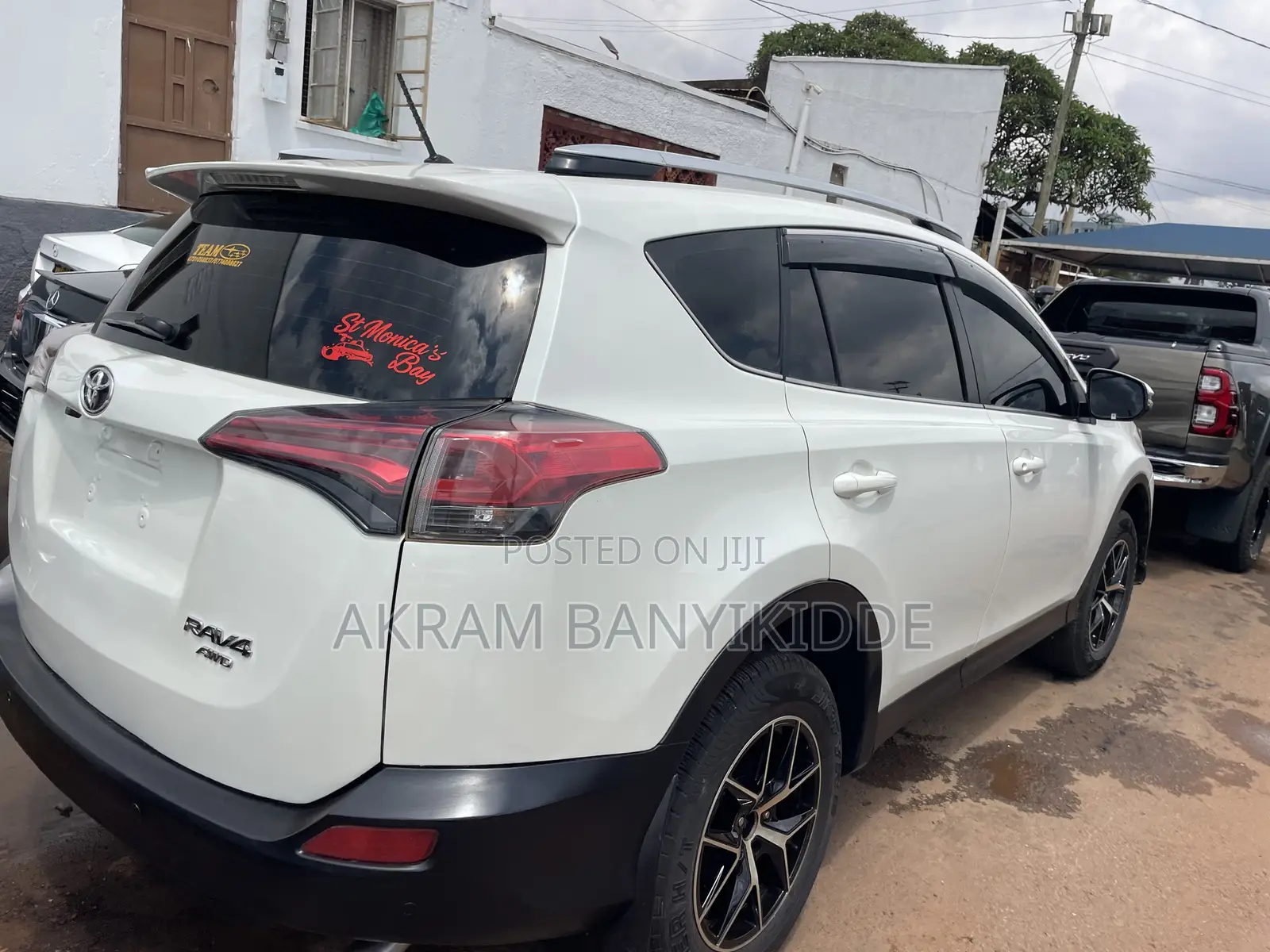 Toyota RAV4 2016 White
