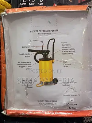 Bucket Grease Dispenser (Hand Operated)