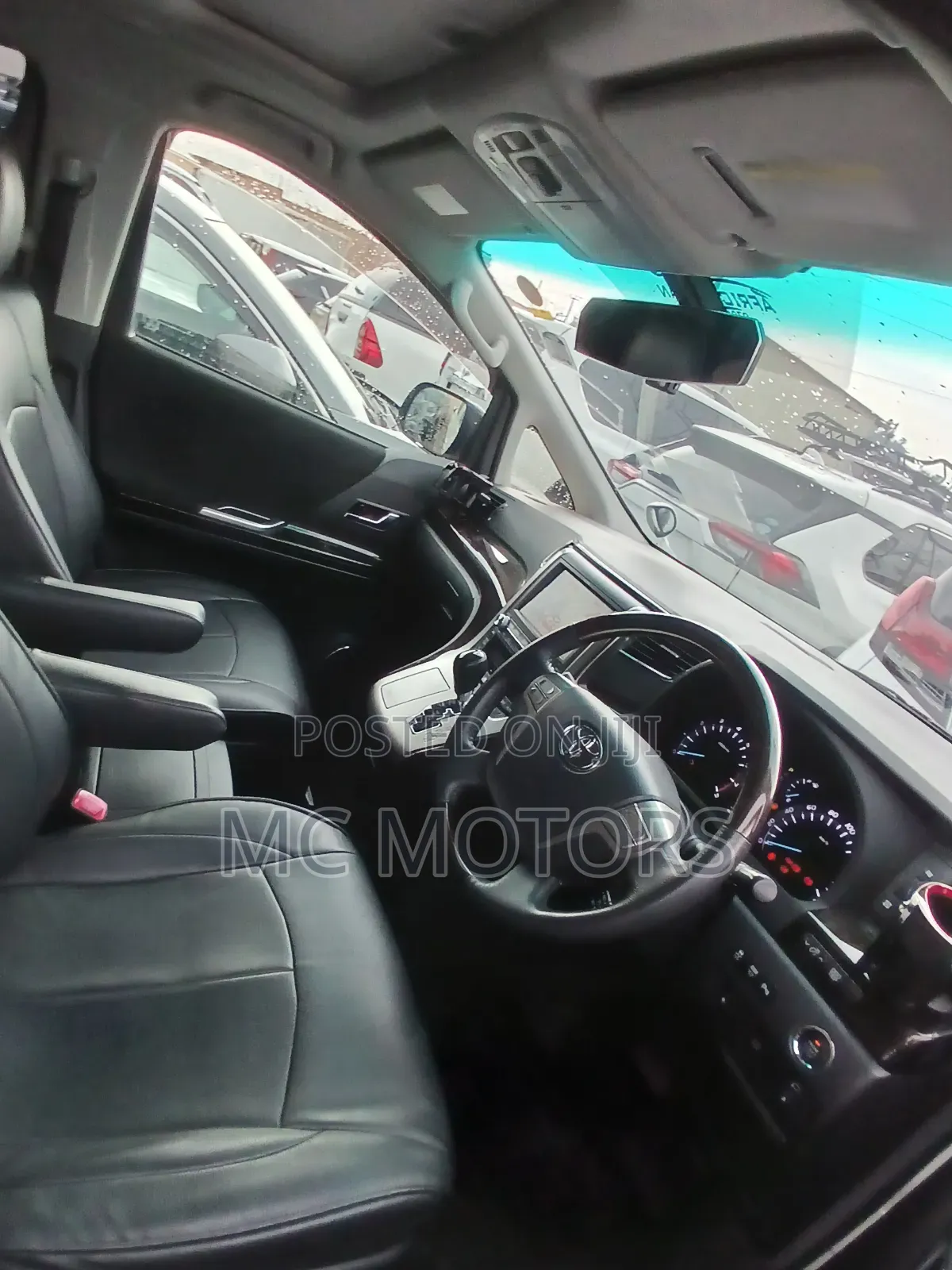 Toyota Alphard 2.4 Petrol AWD 2014 White