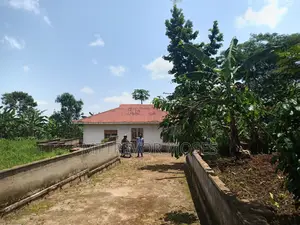 4 Acres With 2 Houses for Sale in Bombo Kalure