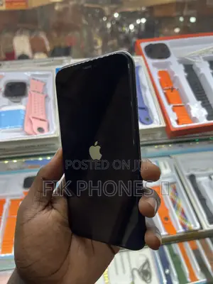 Apple iPhone XR 64 GB Black