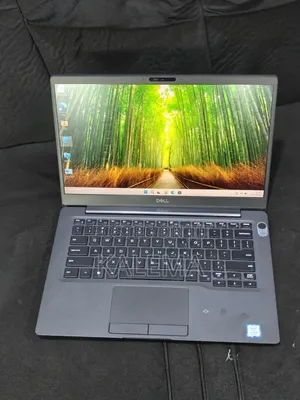 New Laptop Dell Inspiron 13 7300 8GB Intel Core i5 SSD 256GB