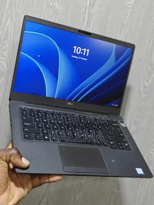 New Laptop Dell Inspiron 13 7300 8GB Intel Core i5 SSD 256GB