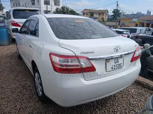 Toyota Premio 2010 White