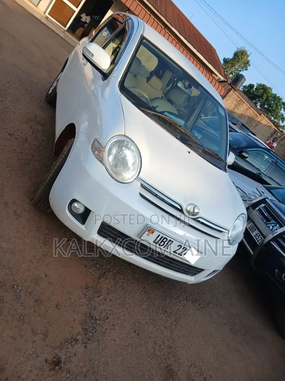 Toyota Sienta 2007 White