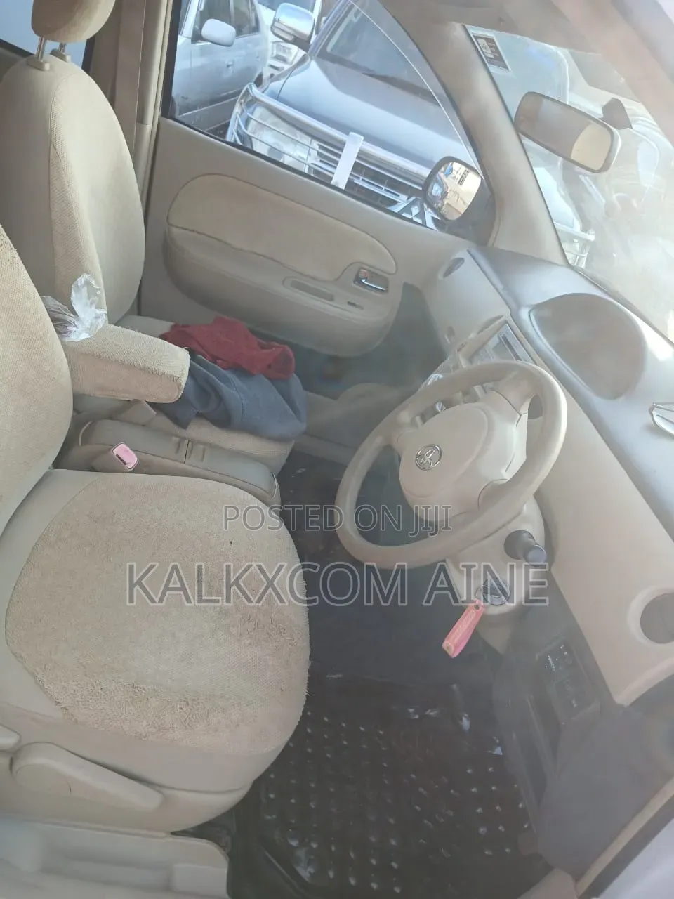 Toyota Sienta 2007 White