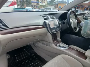 Toyota Premio 2010 White