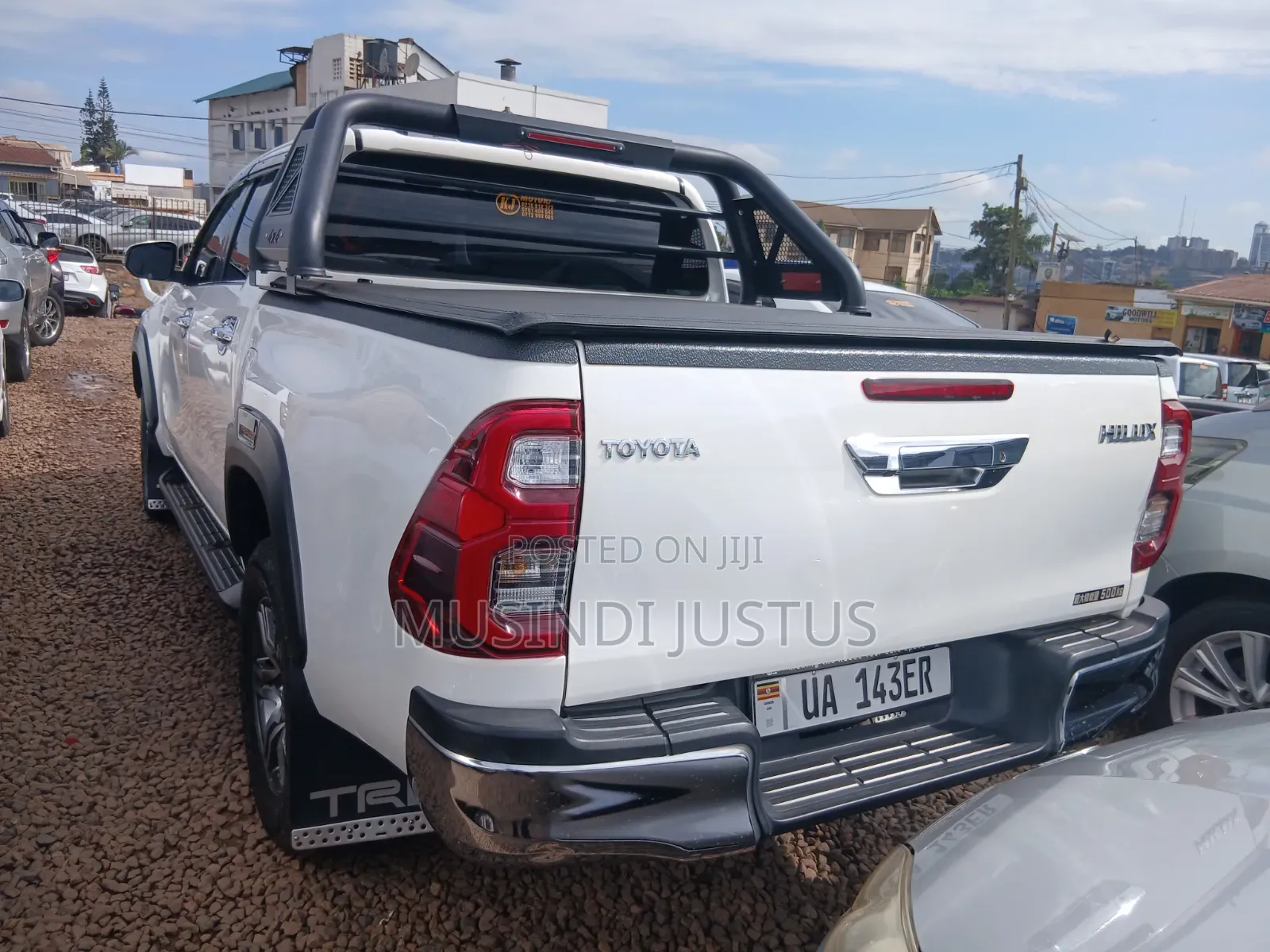 Toyota Hilux 2018 White