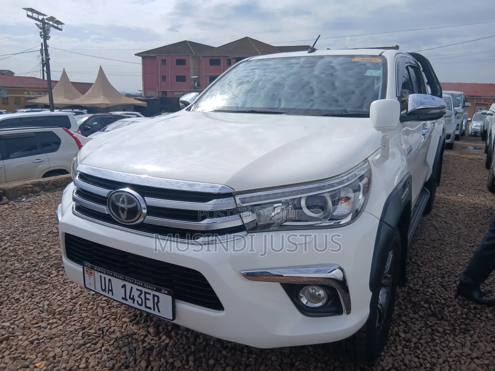 Toyota Hilux 2018 White