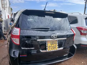 Toyota Vanguard 2010 Black