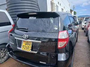 Toyota Vanguard 2010 Black