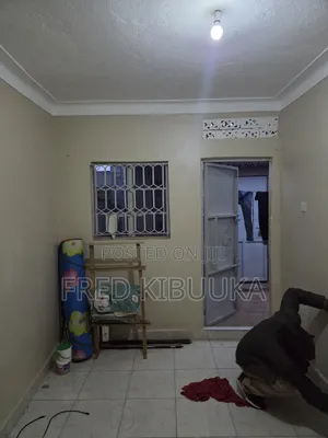 1bdrm House in Kira for rent