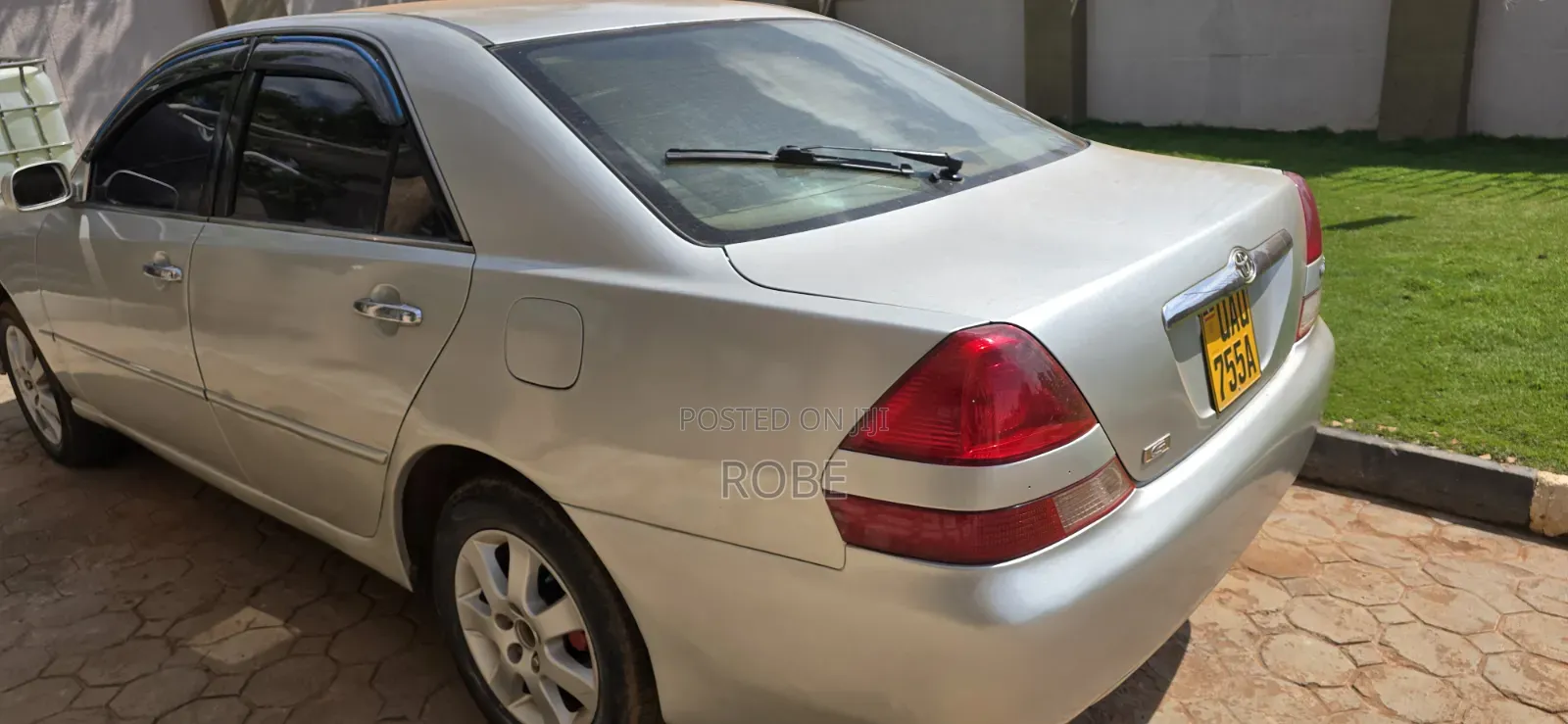 Toyota Mark II 2002 Silver