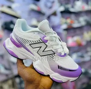 Ladies New Balance Sneakers
