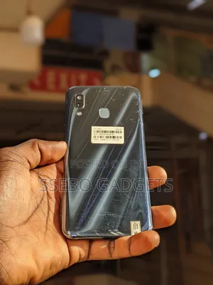 Samsung Galaxy A30 64 GB Gray