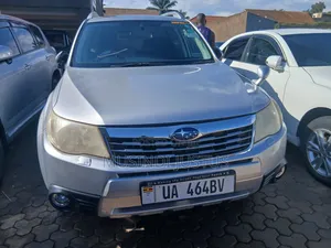 Subaru Forester 2010 Silver