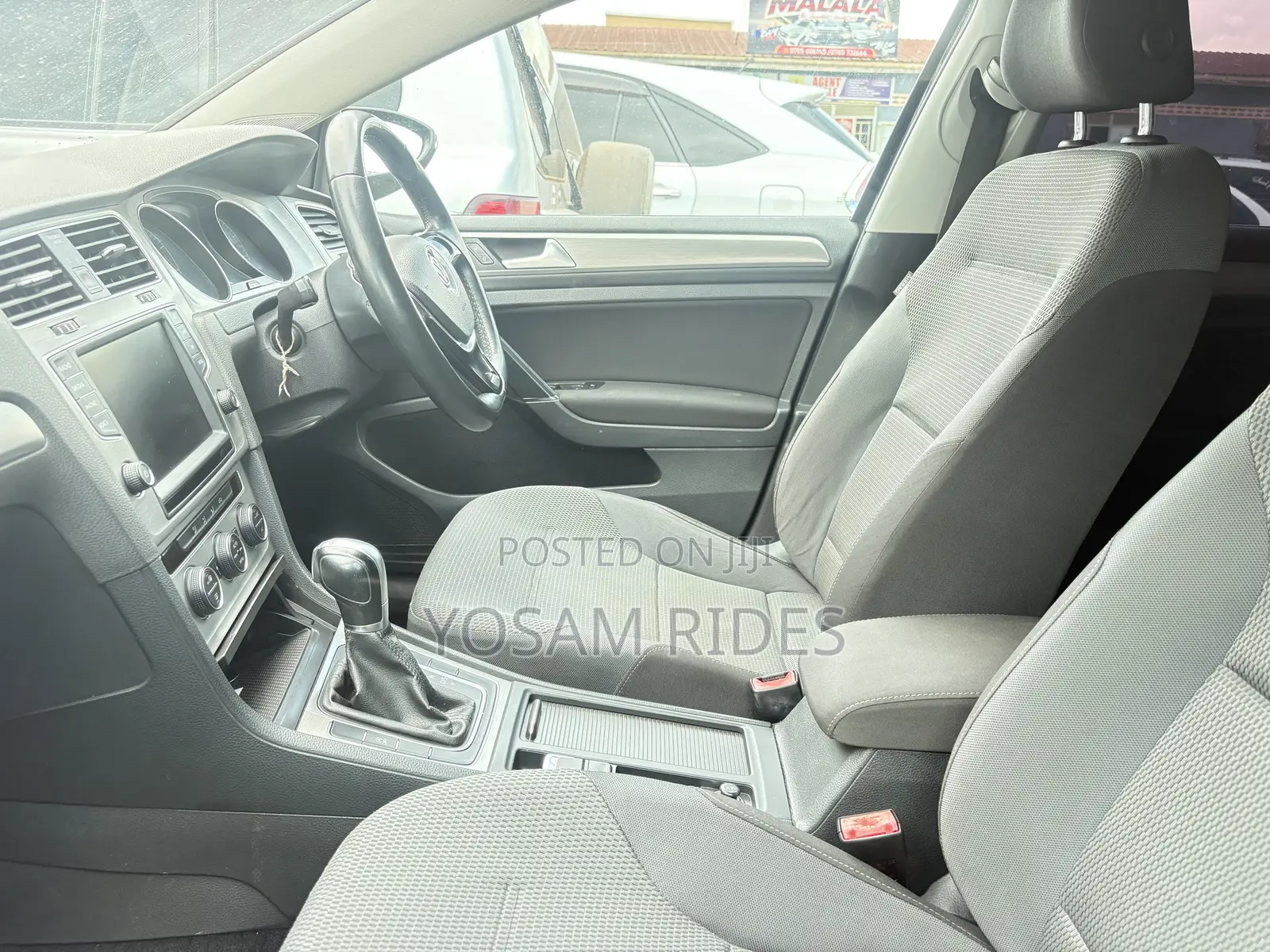Volkswagen Golf TSI SE 4-Door FWD 2016 Black