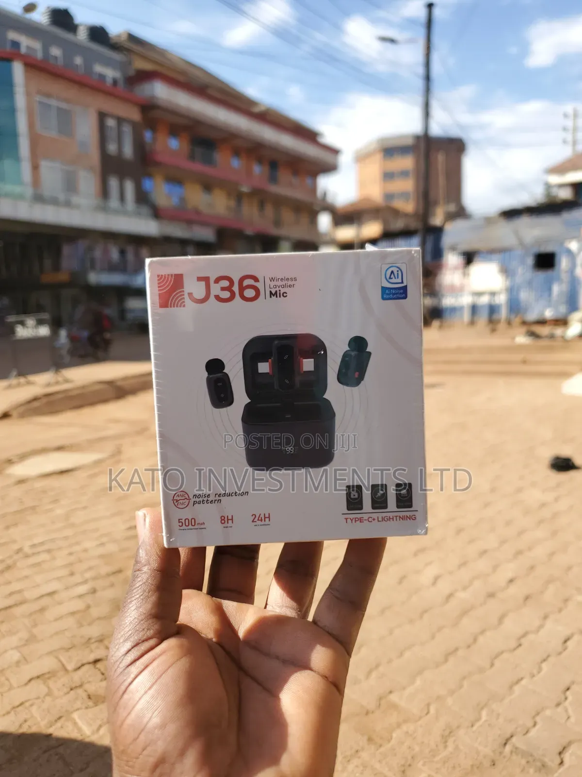 J36 Wireless Lavalier Mic, a Plug-and-Play Dual Wireless Microphone