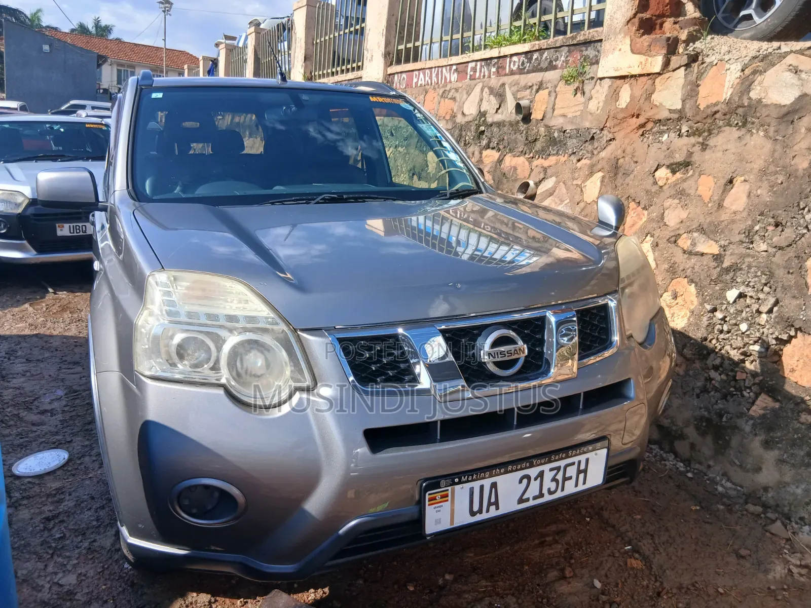 Nissan X-Trail 2011 Gray