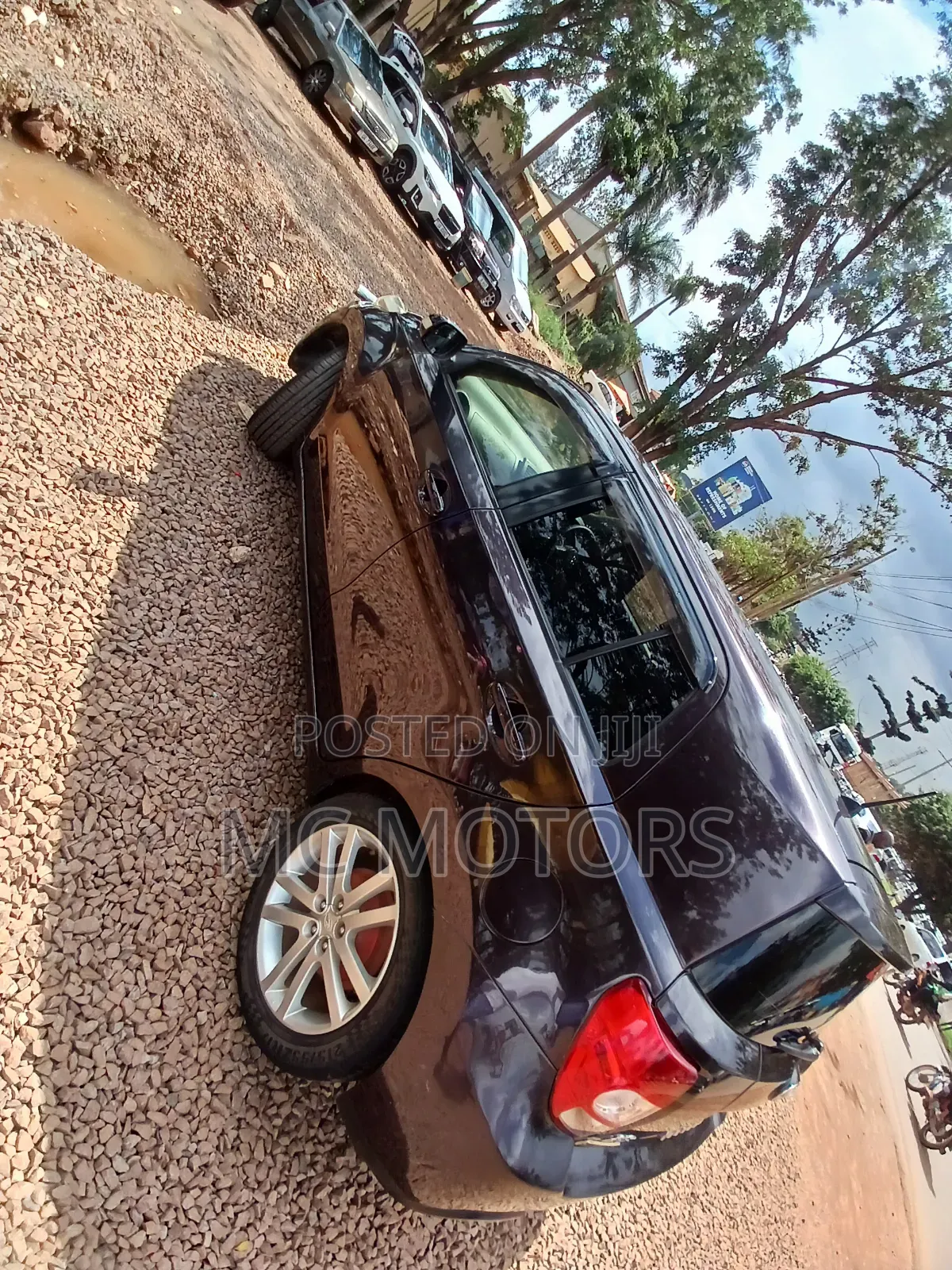 Toyota IST 2010 Maroon