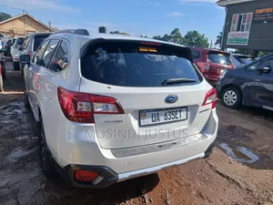 Subaru Legacy 2014 White