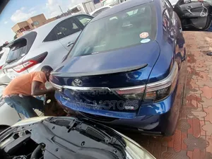 Toyota Mark X 2.5 AWD 2016 Blue