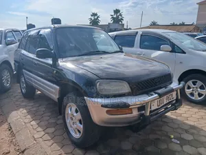 Toyota RAV4 Automatic 2000 Black