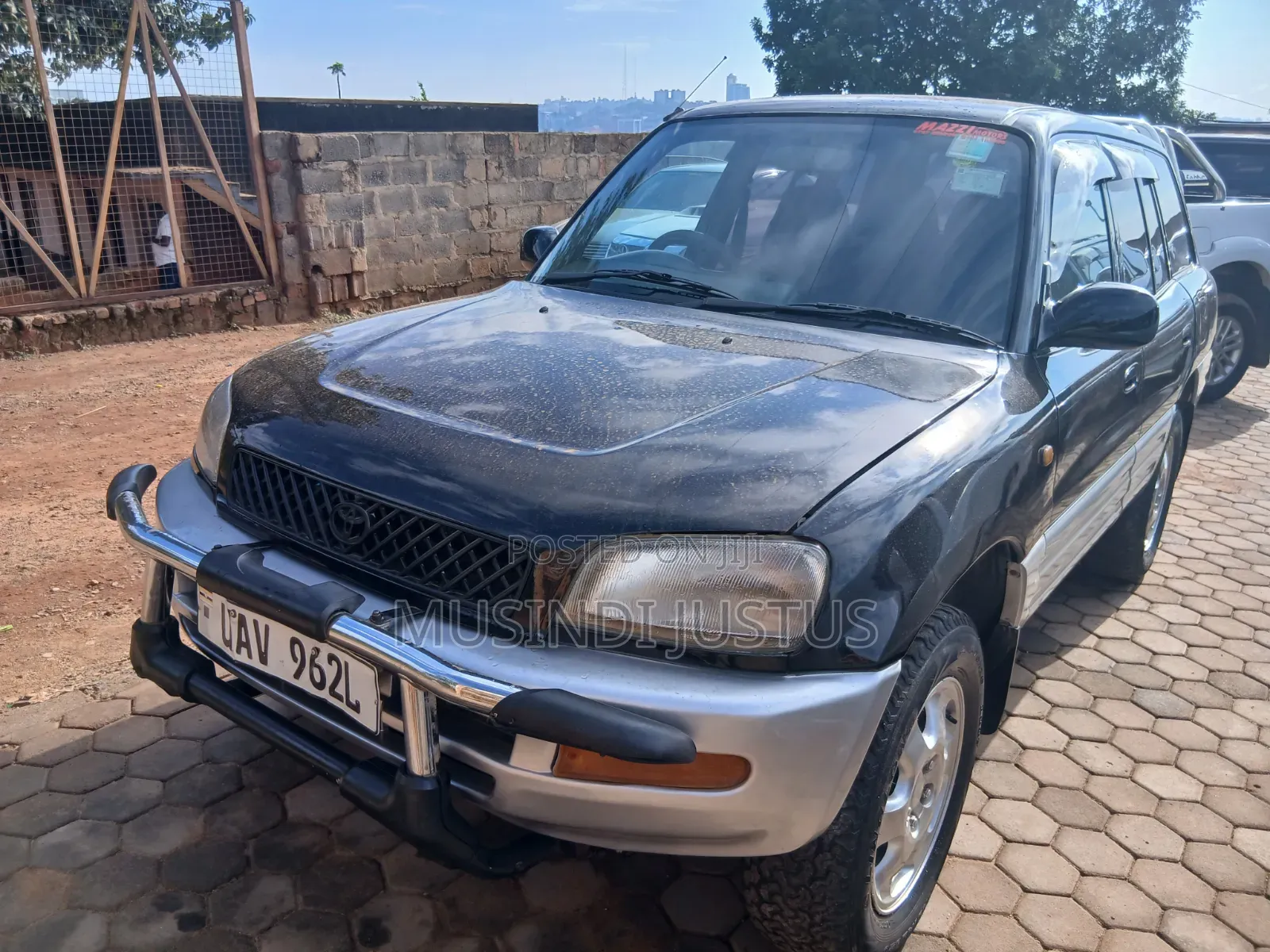 Toyota RAV4 Automatic 2000 Black