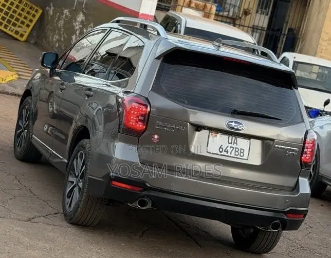 Subaru Forester 2.0XT Premium AWD 2016 Brown
