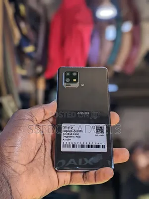 Sharp Aquos zero6 128 GB Silver