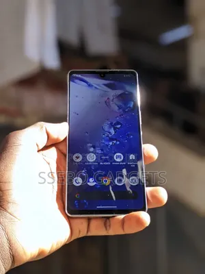 Sharp Aquos zero6 128 GB Silver