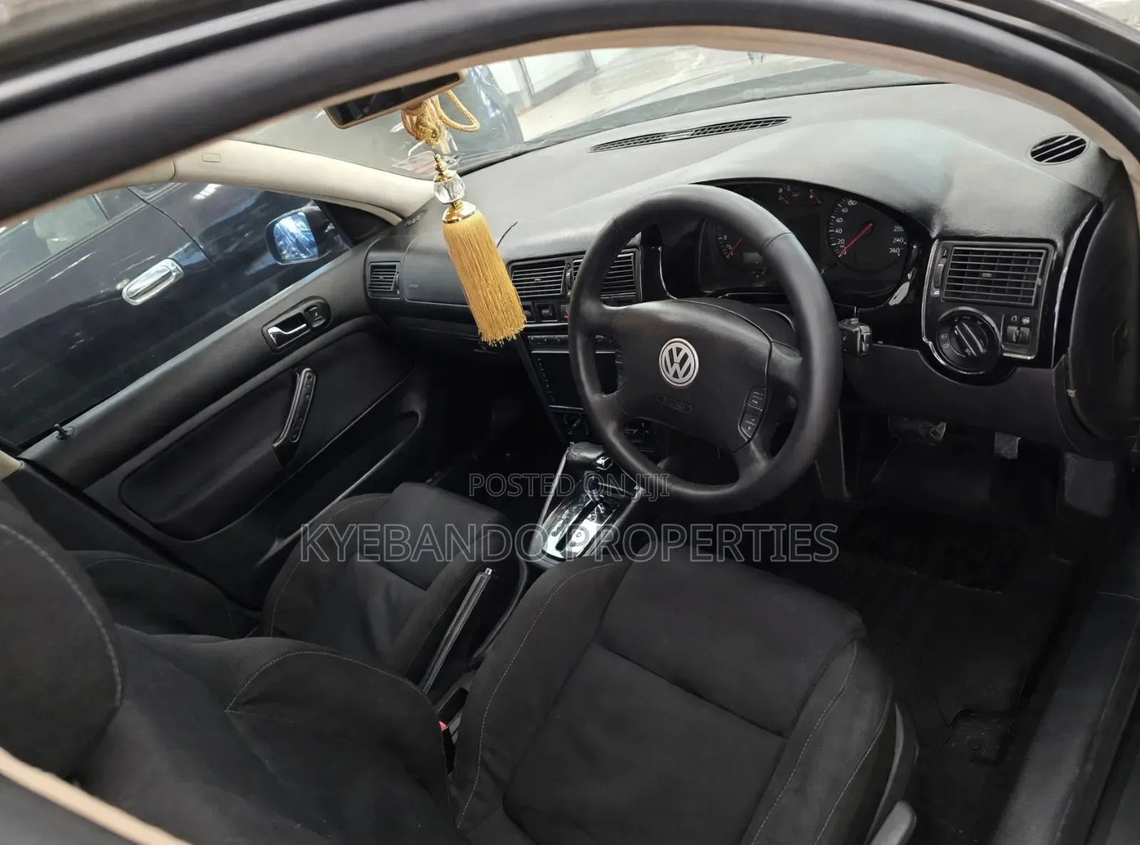 Volkswagen Golf 2.0 FSI Comfortline 2004 Black