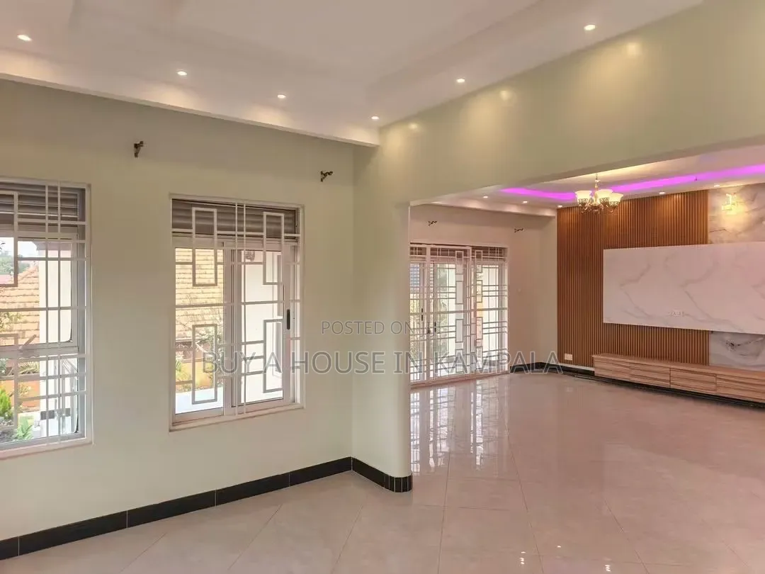 4bdrm Bungalow in Mbalwa Estate, Kira for sale