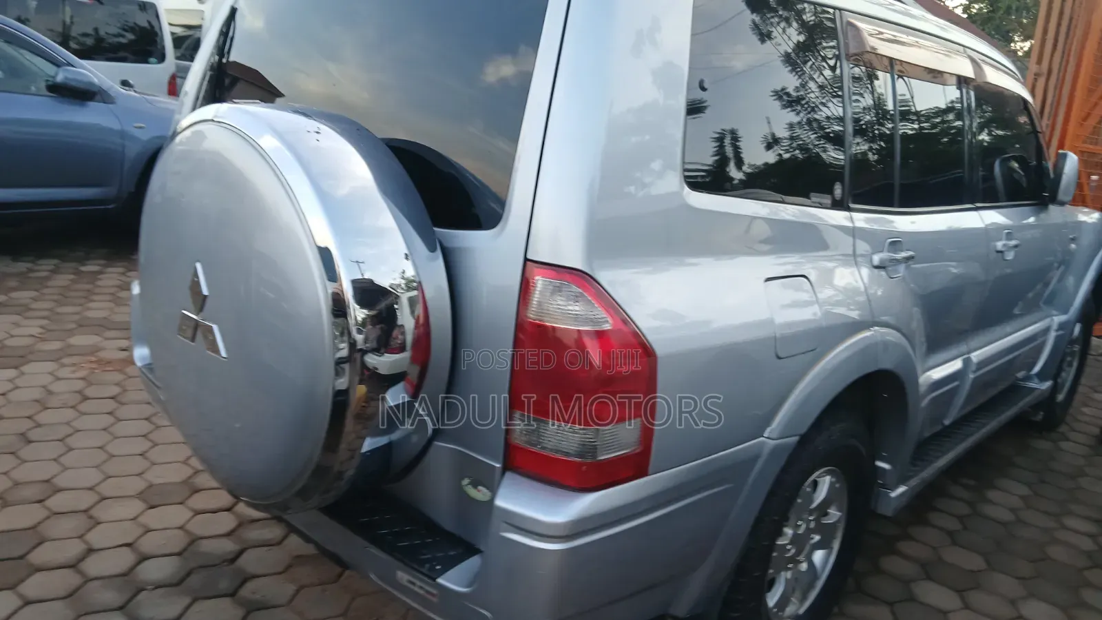 Mitsubishi Pajero 2007 Silver