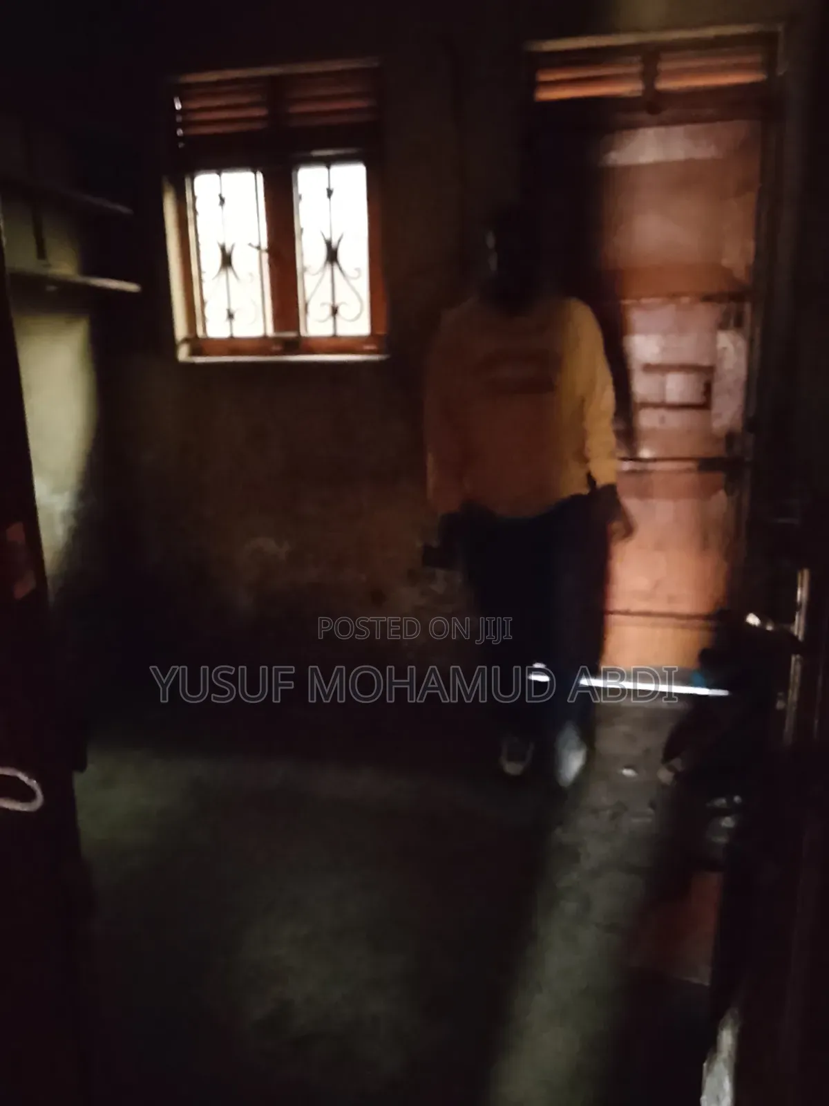 Vacant Shop for Rent in Very Busy Location