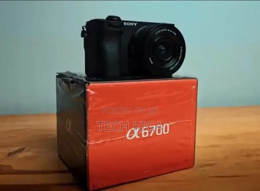 Sony A6700
