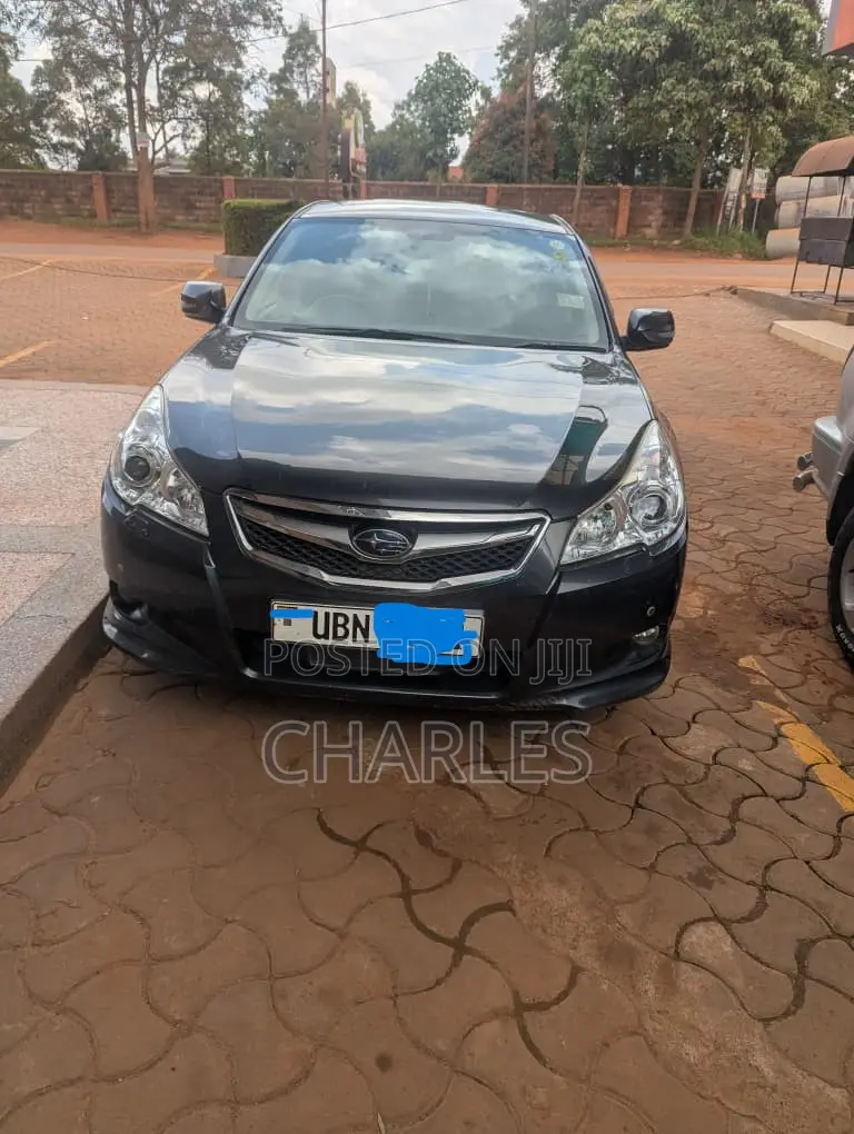 Subaru Legacy 2.5i 2010 Black