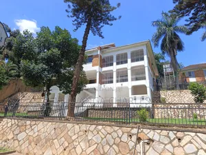 8bdrm Duplex in Fs Properties Ltd, Central Division for rent