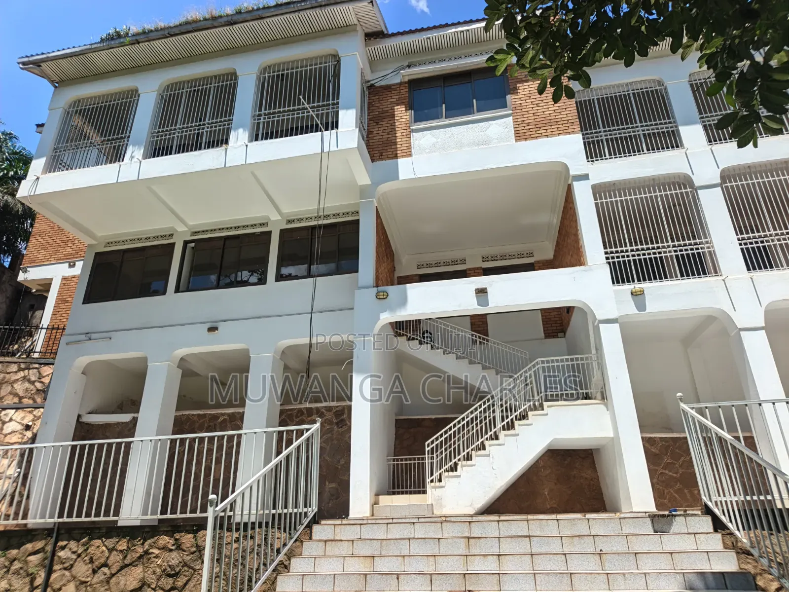 8bdrm Duplex in Fs Properties Ltd, Central Division for rent