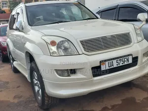 Toyota Land Cruiser Prado 2006 White