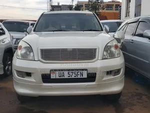 Toyota Land Cruiser Prado 2006 White