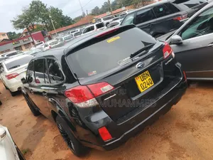 Subaru Outback 2012 Black