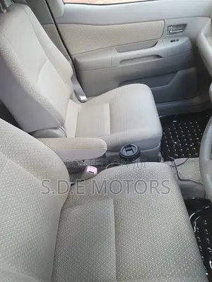 Toyota Raum 1.5 FWD 2008 Silver