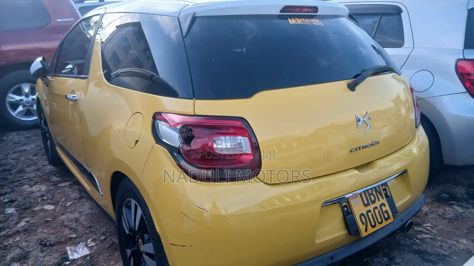 Citroen DS 3 2015 Yellow