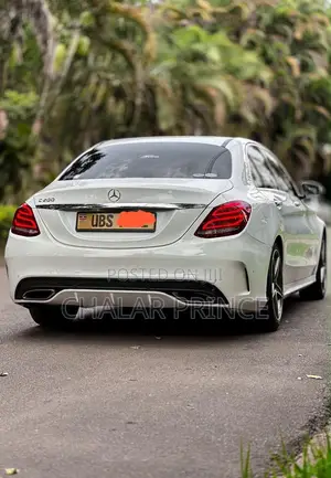 Mercedes-Benz C200 2016 White