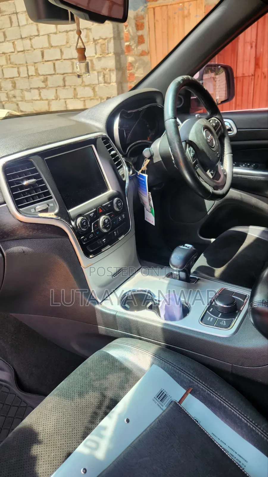 Jeep Cherokee Sport 4dr SUV (2.4L 4cyl 9A) 2015 White