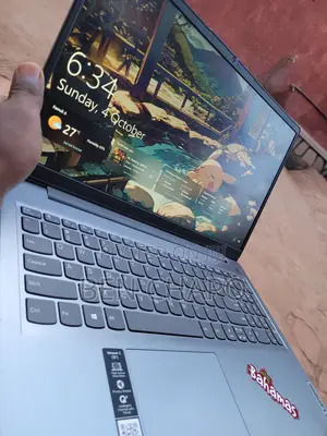 New Laptop Lenovo Ideapad 3 4GB Intel Core i5 SSD 128GB